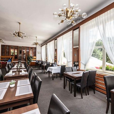 Parkhotel Skalni Mesto Jičín Exterior foto