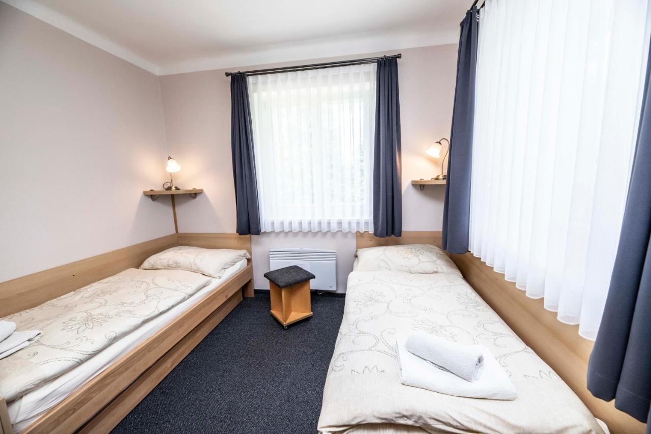 Parkhotel Skalni Mesto Jičín Exterior foto