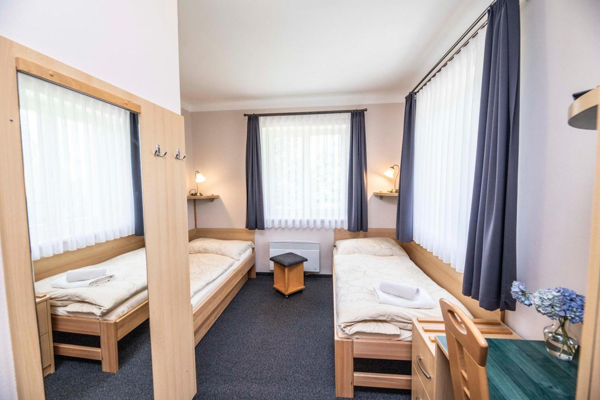 Parkhotel Skalni Mesto Jičín Exterior foto