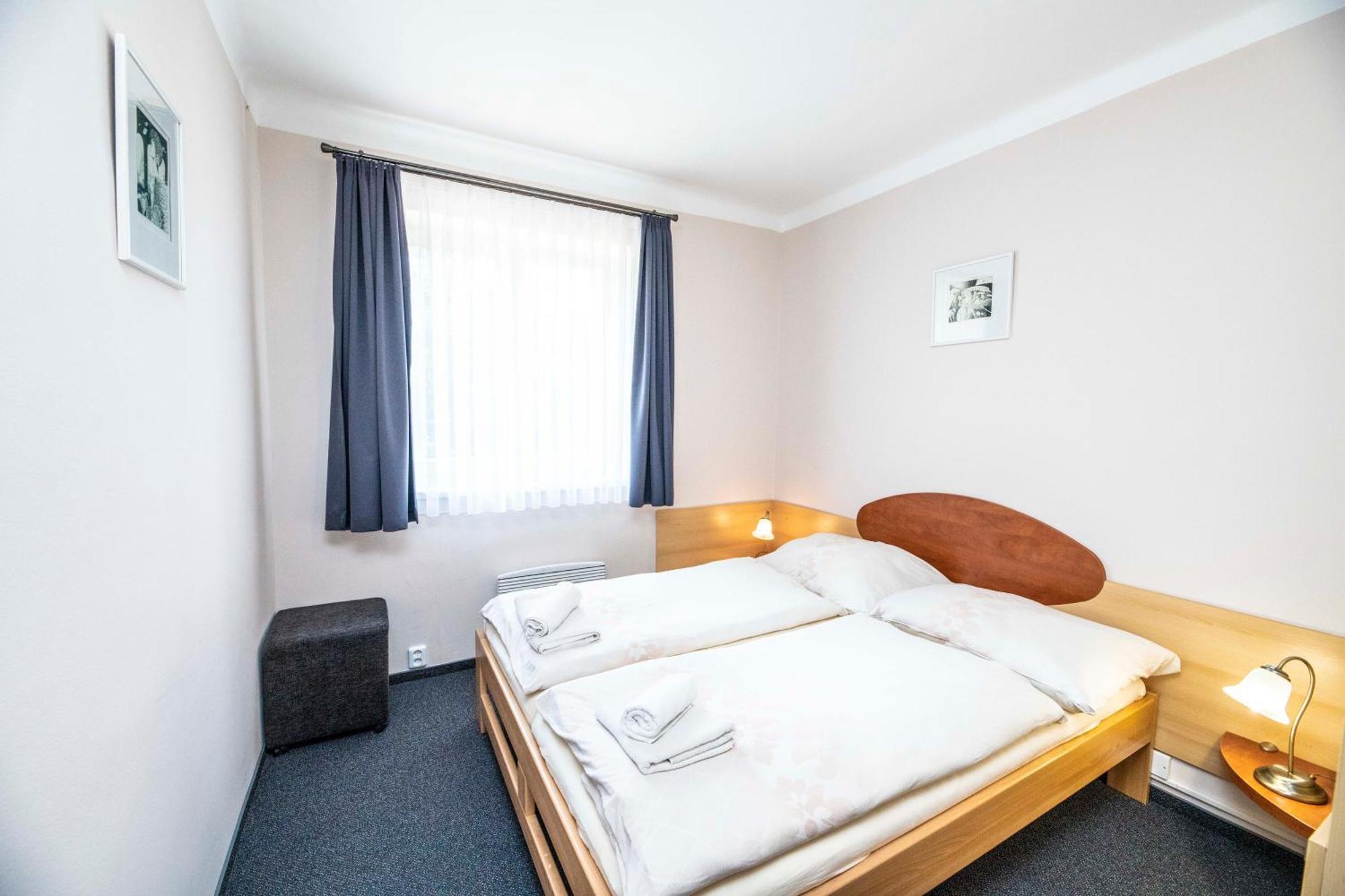 Parkhotel Skalni Mesto Jičín Exterior foto